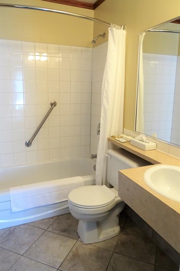 Hotel Motel Manoir De 페르세 외부 사진